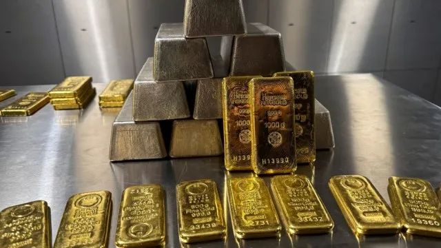 Giá vàng hồi phục, JPMorgan dự báo đạt 5.055 USD Giá vàng hồi phục, JPMorgan dự báo đạt 5.055 USD