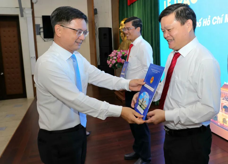 TPHCM điều động, bổ nhiệm nhiều cán bộ lãnh đạo chủ chốt TPHCM điều động, bổ nhiệm nhiều cán bộ lãnh đạo chủ chốt