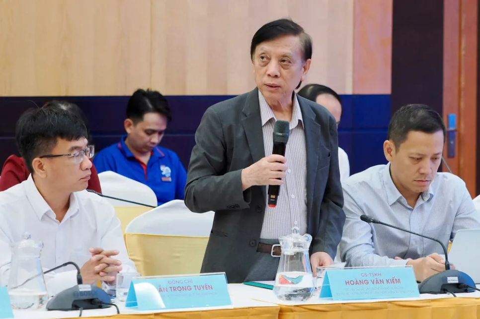 GS-TS Hoàng Văn Kiếm, Cố vấn cấp cao cấp CNTT Trường ĐH Quốc tế Sài Gòn, nguyên Hiệu trưởng Trường ĐH Công nghệ Thông tin