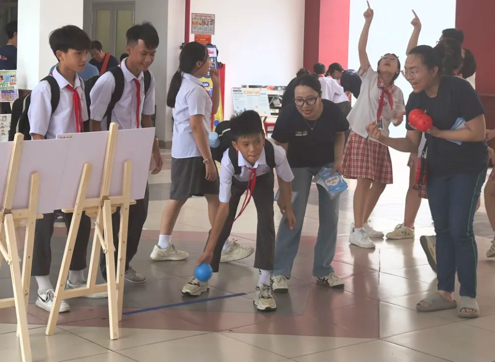 Khai mạc dự án Công tắc khoa học năm 2025 Khai mạc dự án Công tắc khoa học năm 2025