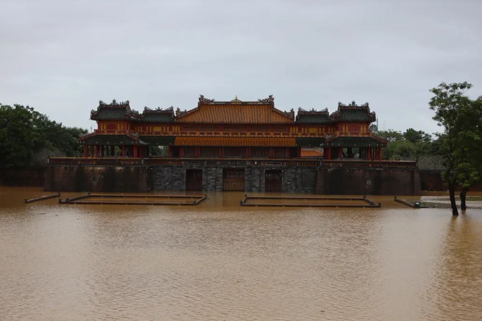 TP Huế: Mưa lũ khiến 2 người chết và mất tích