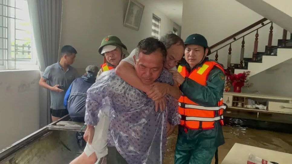 TP Huế: Mưa lũ khiến 2 người chết và mất tích