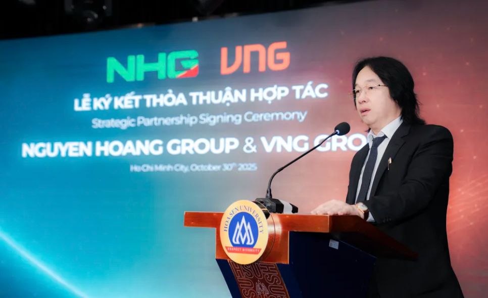 Ông Hoàng Quốc Việt, Chủ tịch Hội đồng Quản trị kiêm Tổng Giám đốc Tập đoàn Nguyễn Hoàng, phát biểu tại lễ ký kết