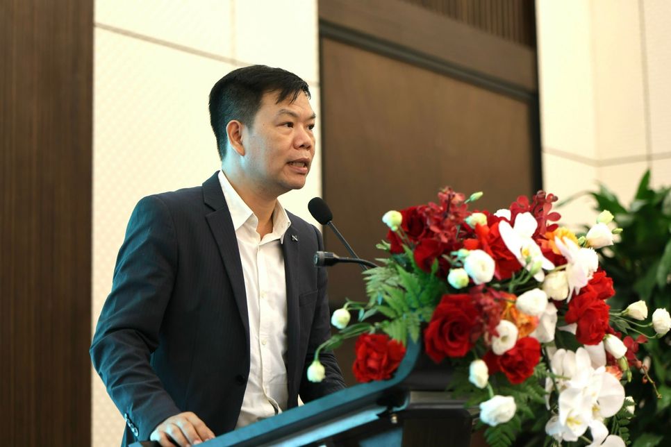 Ông Nguyễn Hữu Tuấn - Giám đốc Trung tâm Phát triển Thương mại điện tử và Công nghệ số phát biểu khai mạc tại hội nghị