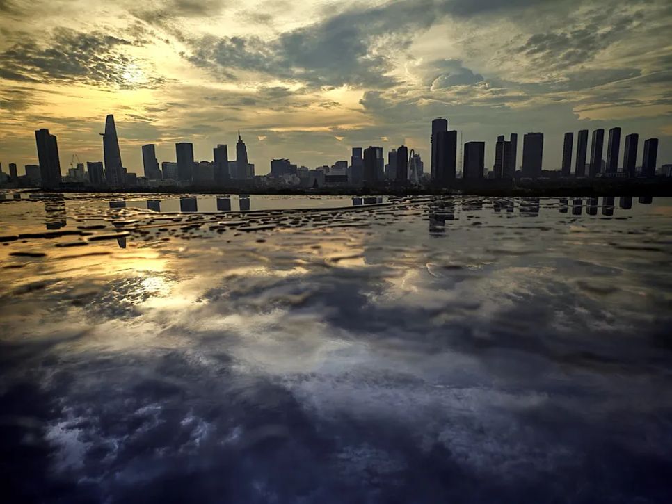 HONOR Magic V5 điện thoại gập mỏng nhẹ đến khó tin HONOR Magic V5 điện thoại gập mỏng nhẹ đến khó tin