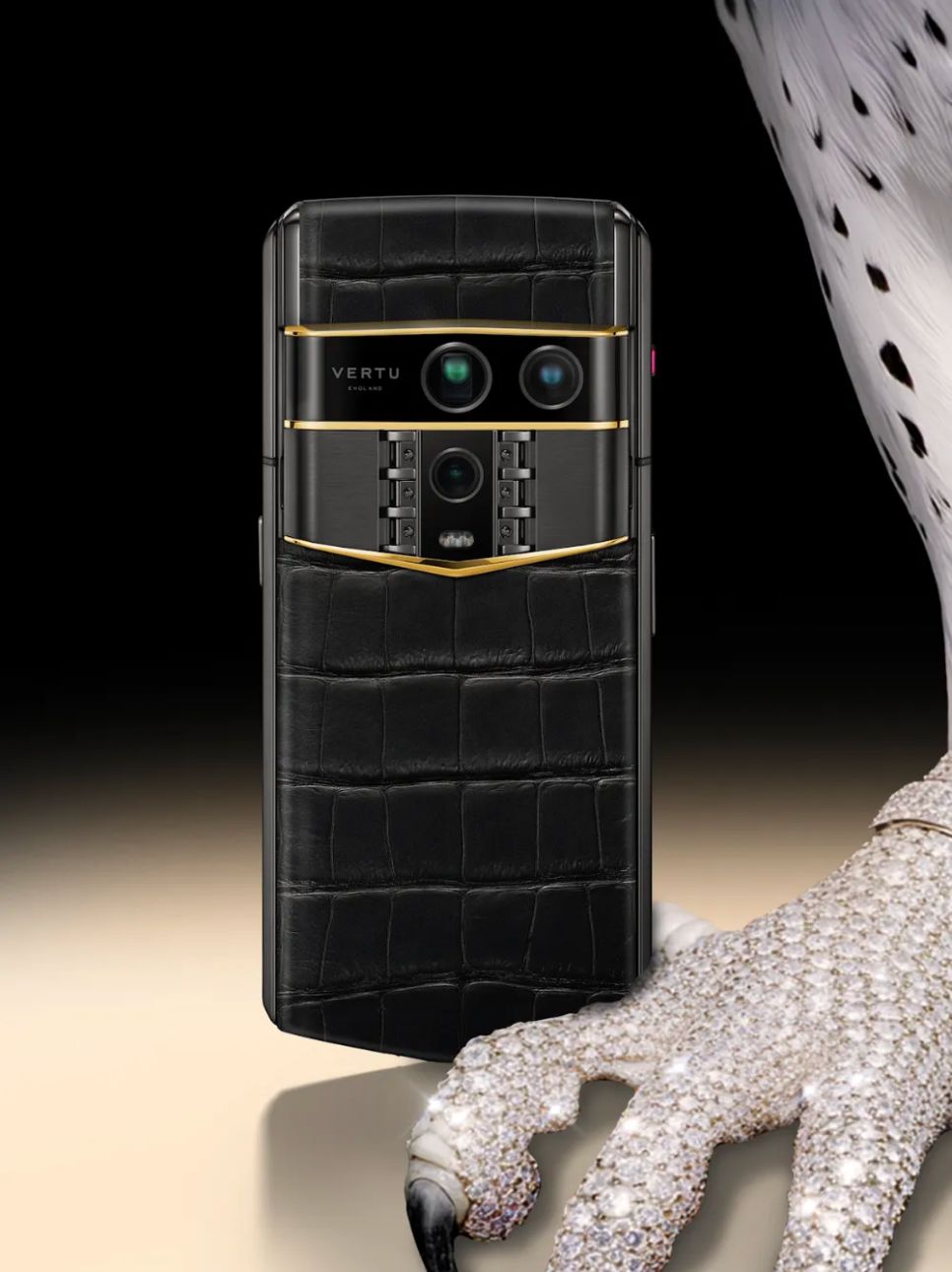 Vertu Agent Q - Chuẩn mực 'xa xỉ công nghệ' Vertu Agent Q - Chuẩn mực 'xa xỉ công nghệ'