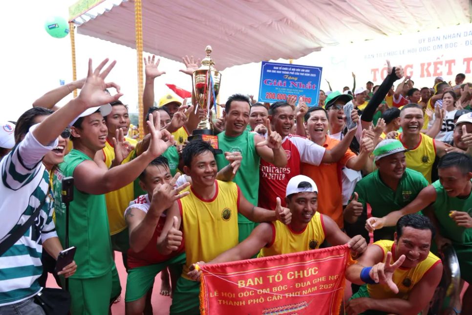 Niềm vui của các vận động viên chiến thắng Niềm vui của các vận động viên chiến thắng