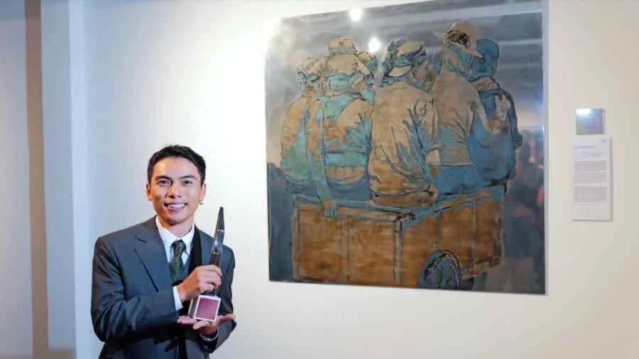 Họa sĩ Cao Văn Thục thắng giải cao nhất của cuộc thi UOB POY năm 2025 tại Việt Nam