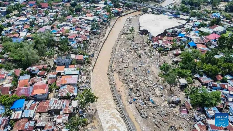 Khu vực bị bão siêu bão Kalmaegi tàn phá ở tỉnh Cebu giờ đây chuẩn bị đối phó với siêu bão Fung-wong. Ảnh: THX
