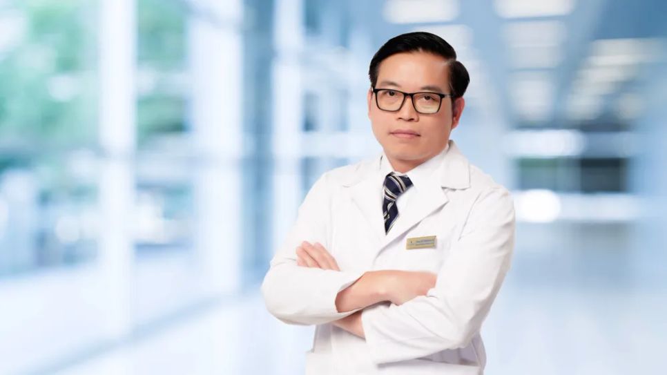 Theo GS.TS Trần Trung Dũng - nhà lãnh đạo y tế phải nhìn xa hơn công việc điều hành – họ phải biết kiến tạo văn hoá, phát triển con người và chuẩn bị thế hệ kế thừa