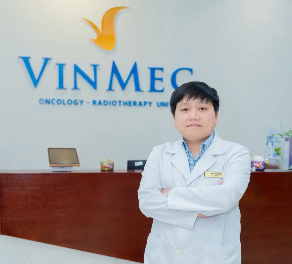 BS.Phan Trúc là người chủ trì nghiên cứu, điều trị chuỗi ca bệnh hiếm tại Hệ thống Y tế Vinmec