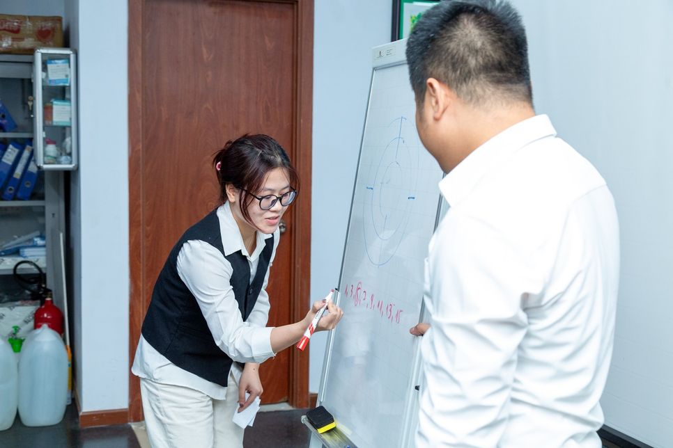 Diệu trong một buổi bồi dưỡng trong khuôn khổ các hoạt động của GTNLVC