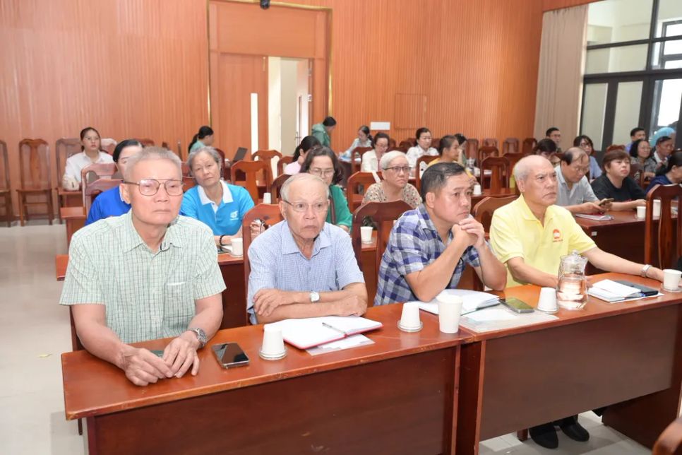 Đại biểu dự hội nghị tập huấn. Ảnh: VĂN MINH