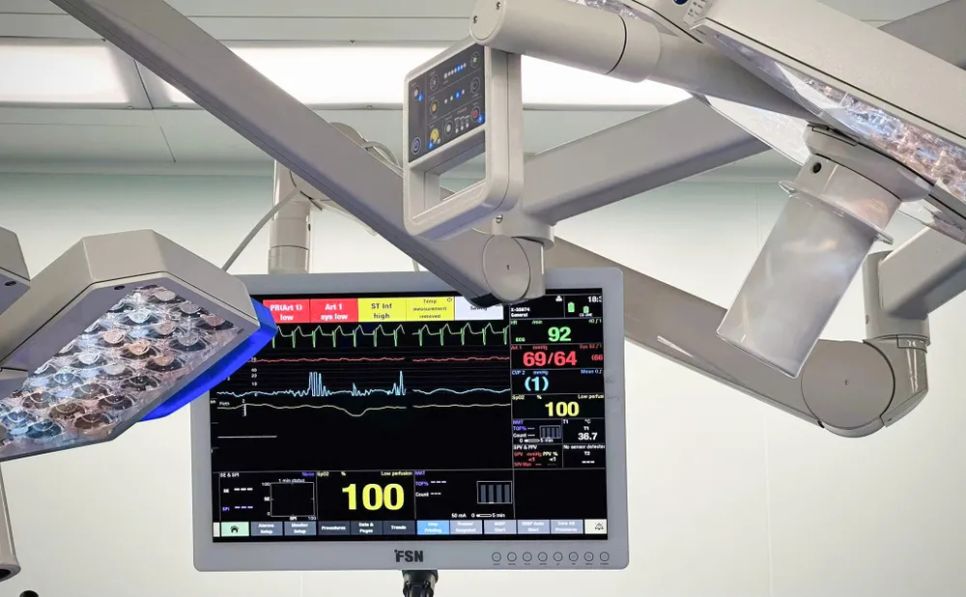 Những nhịp tim đầu tiên từ miền Nam hồi sinh trên người nhận tại Bệnh viện Trung ương Quân đội 108 (Hà Nội) Những nhịp tim đầu tiên từ miền Nam hồi sinh trên người nhận tại Bệnh viện Trung ương Quân đội 108 (Hà Nội)