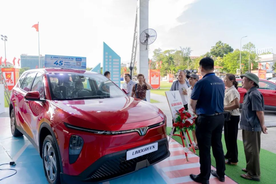 VinFast Limo Green giúp tài xế tiết kiệm rất nhiều chi phí