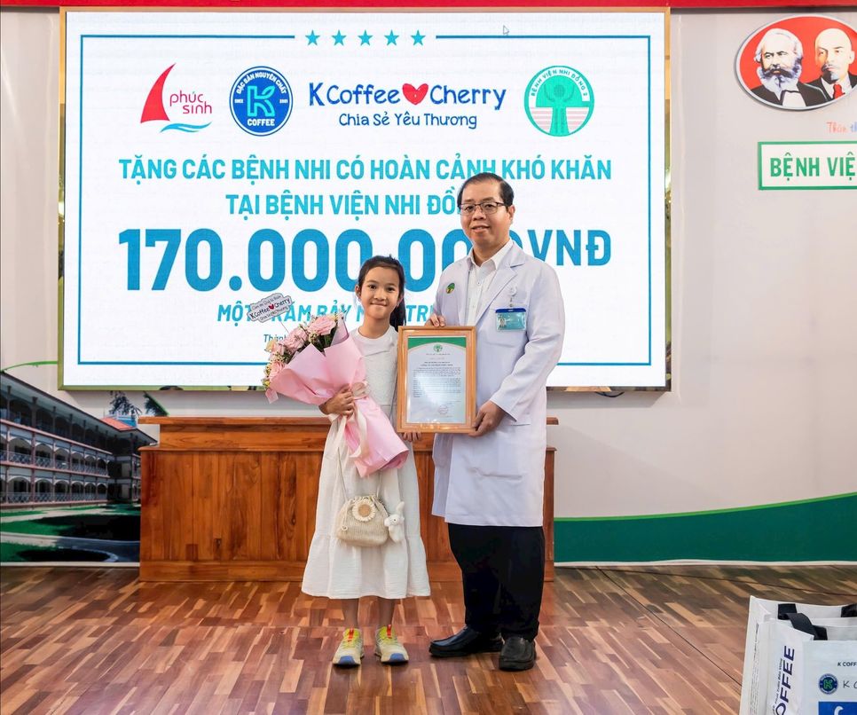K Coffee & Cherry chia sẻ yêu thương: Trao 330 triệu đồng đồng hành cùng 44 bệnh nhi TP.HCM