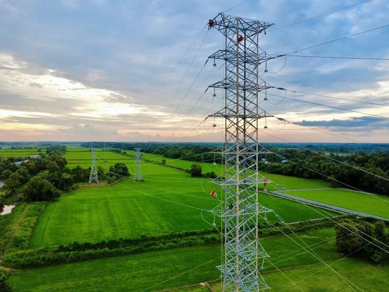 EVNSPC đóng điện giai đoạn 2 dự án “Lộ ra 110kV trạm 220kV Duyên Hải, tỉnh Vĩnh Long” trong tháng 10-2025