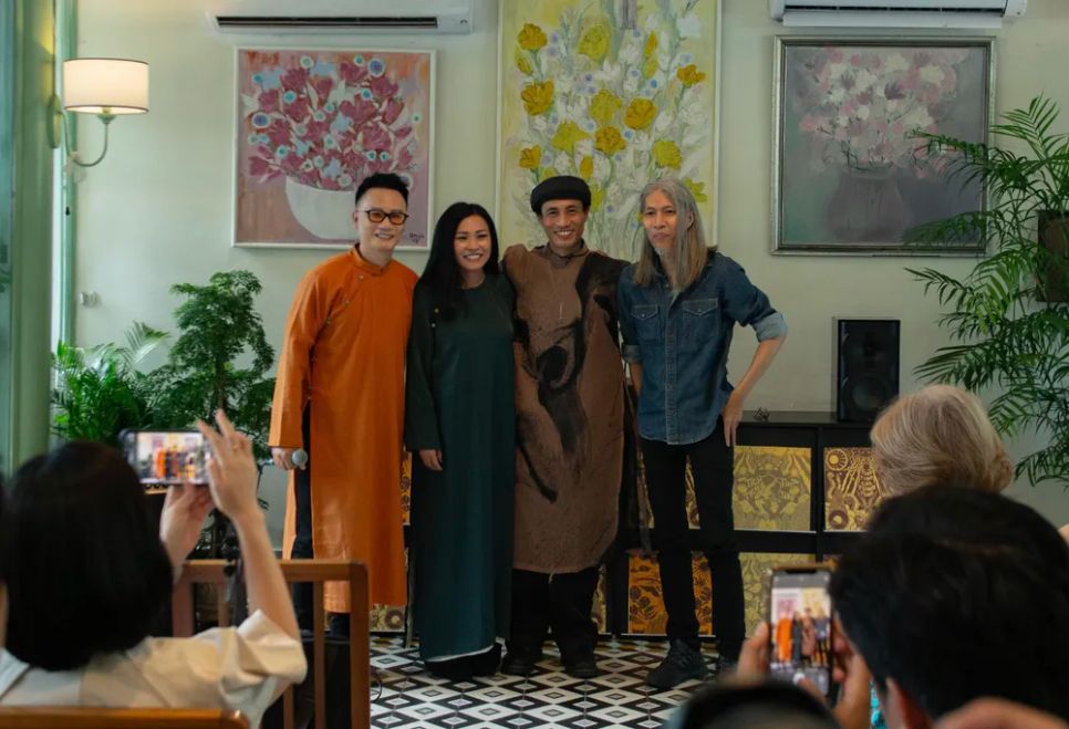 Các nghệ sĩ đồng nghiệp chúc mừng Phạm Anh Khoa với dự án mới Các nghệ sĩ đồng nghiệp chúc mừng Phạm Anh Khoa với dự án mới