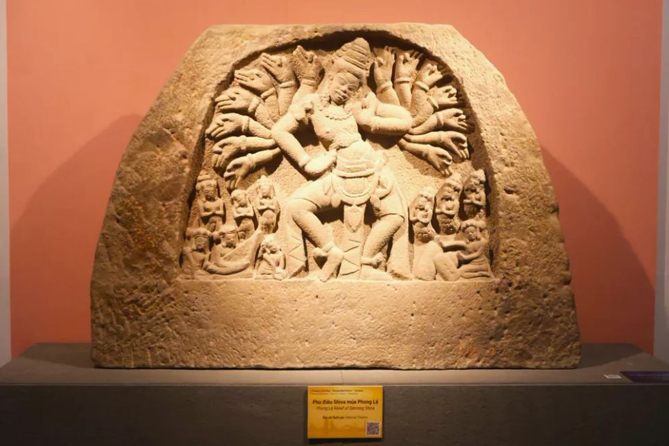 <b>Phù điêu Shiva múa Phong Lệ</b>