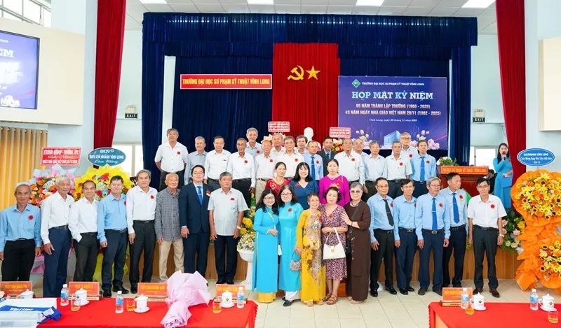 Đội ngũ cán bộ, giảng viên Trường Đại học Sư phạm Kỹ thuật Vĩnh Long qua các thời kỳ