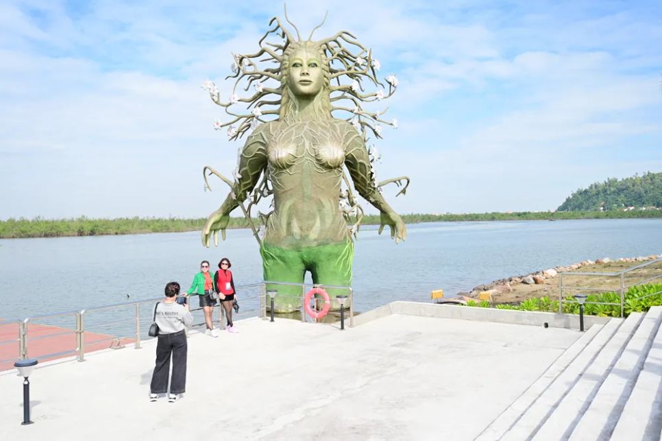 Khám phá rừng ngập mặn ở Đồ Sơn, TP Hải Phòng Khám phá rừng ngập mặn ở Đồ Sơn, TP Hải Phòng