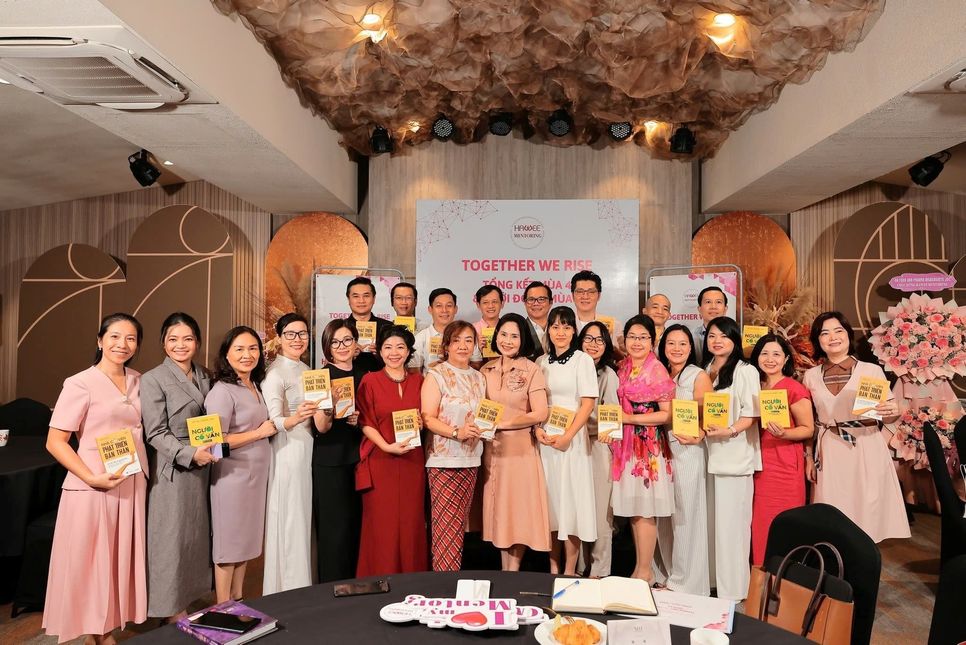 Hành trình 5 mùa Mentoring: Khi sự cho đi trở thành một lối sống Hành trình 5 mùa Mentoring: Khi sự cho đi trở thành một lối sống