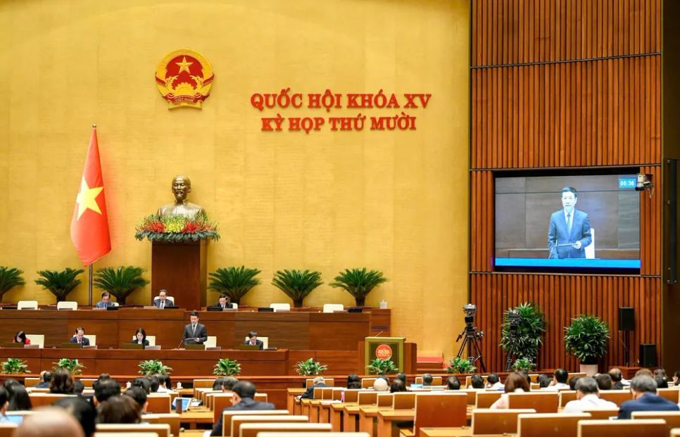 Phiên họp sáng 24-11. Ảnh: VIẾT CHUNG Phiên họp sáng 24-11. Ảnh: VIẾT CHUNG