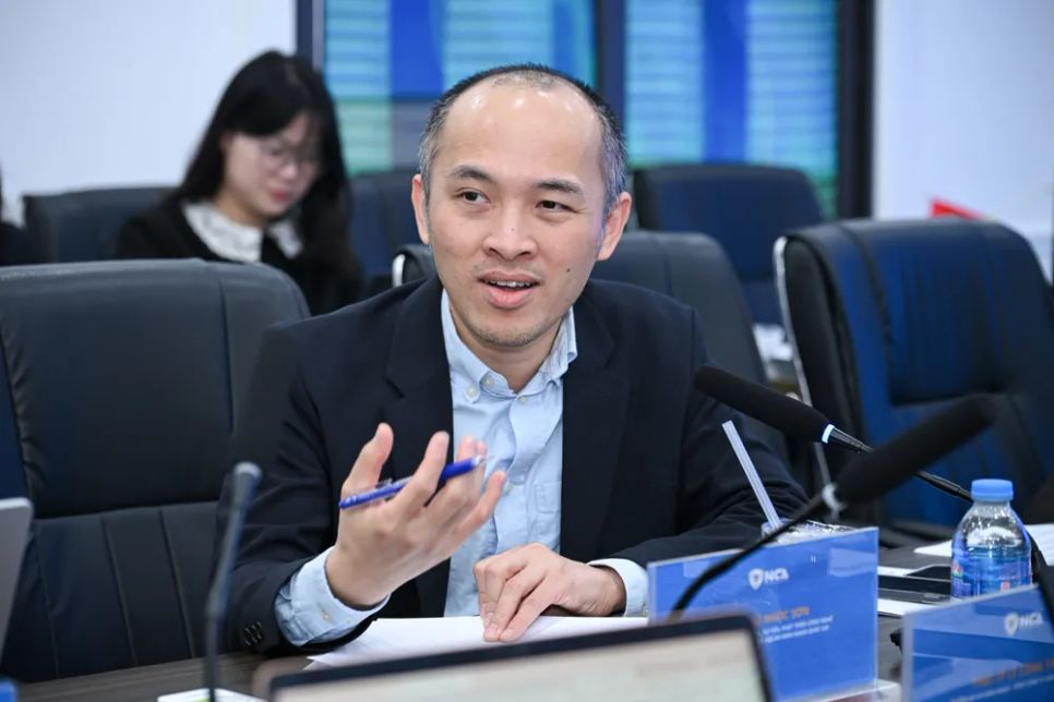 Ông Vũ Ngọc Sơn phát biểu tại tọa đàm