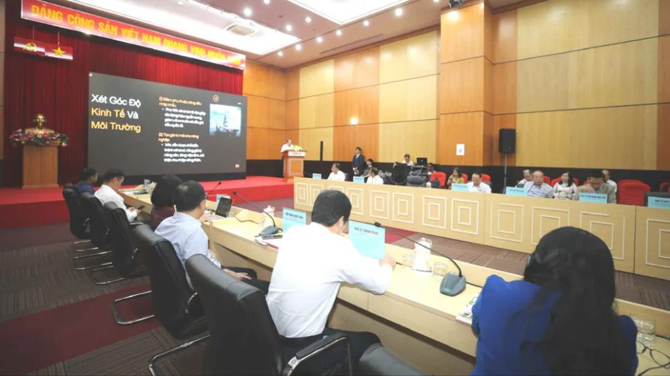 Quang cảnh tọa đàm. Ảnh: DŨNG PHƯƠNG Quang cảnh tọa đàm. Ảnh: DŨNG PHƯƠNG