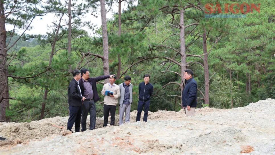 Thông xe qua đèo Prenn sau nhiều ngày 'tê liệt' vì sạt lở