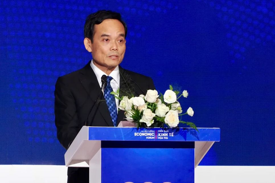 Bí thư Thành ủy TPHCM Trần Lưu Quang phát biểu tại buổi gặp gỡ 500 CEO. Ảnh: HOÀNG HÙNG