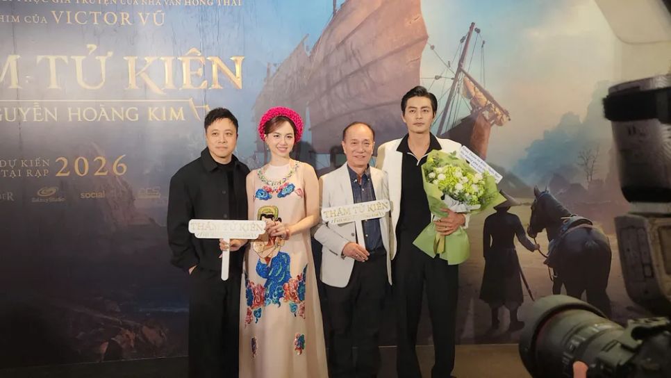 Victor Vũ khởi động Thám tử Kiên 2, lấy cảm hứng từ tiểu thuyết của bố vợ Victor Vũ khởi động Thám tử Kiên 2, lấy cảm hứng từ tiểu thuyết của bố vợ