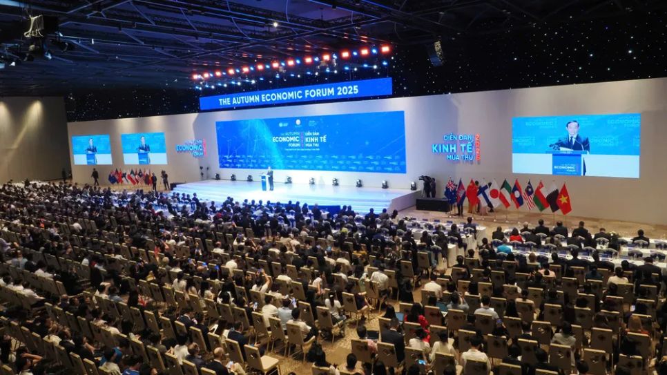 Diễn đàn Kinh tế mùa thu 2025 chính thức khai mạc sáng 26-11. Ảnh: HOÀNG HÙNG Diễn đàn Kinh tế mùa thu 2025 chính thức khai mạc sáng 26-11. Ảnh: HOÀNG HÙNG