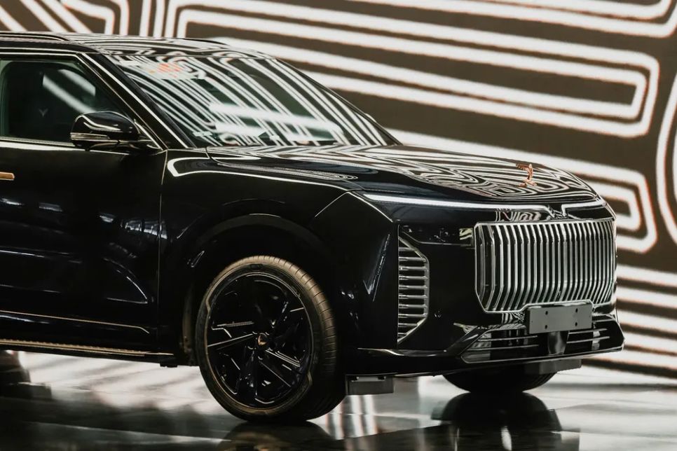 Giải mã chất Việt trên Lạc Hồng 900 LX