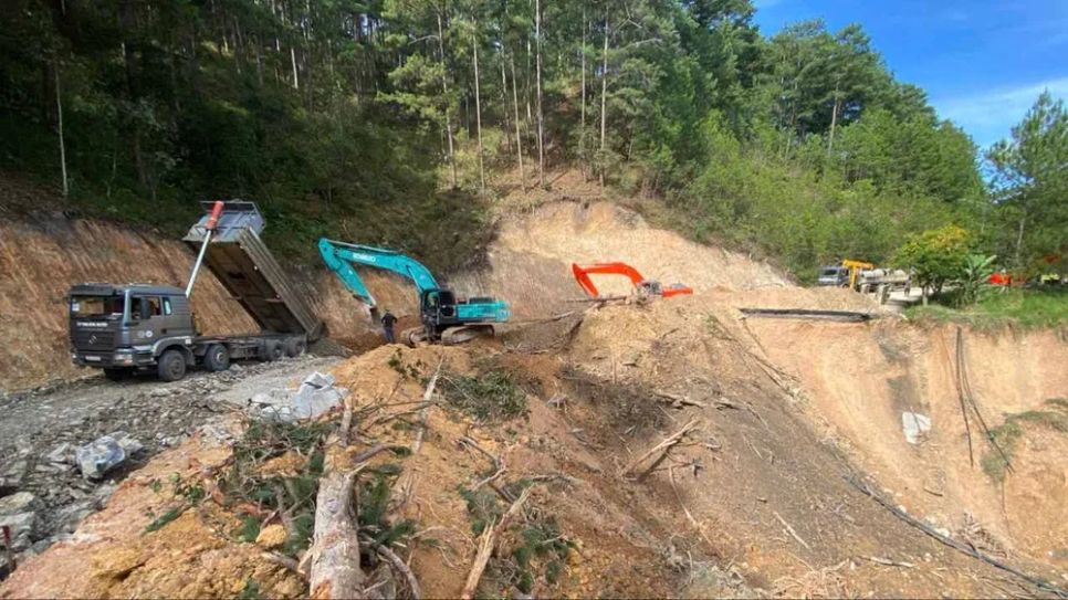 Công bố tình trạng khẩn cấp về hạ tầng giao thông miền Trung - Tây Nguyên