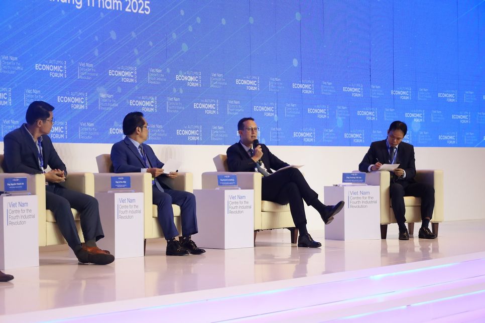 Phiên thảo luận nằm trong khuôn khổ Diễn đàn Kinh tế Mùa thu năm 2025 Phiên thảo luận nằm trong khuôn khổ Diễn đàn Kinh tế Mùa thu năm 2025