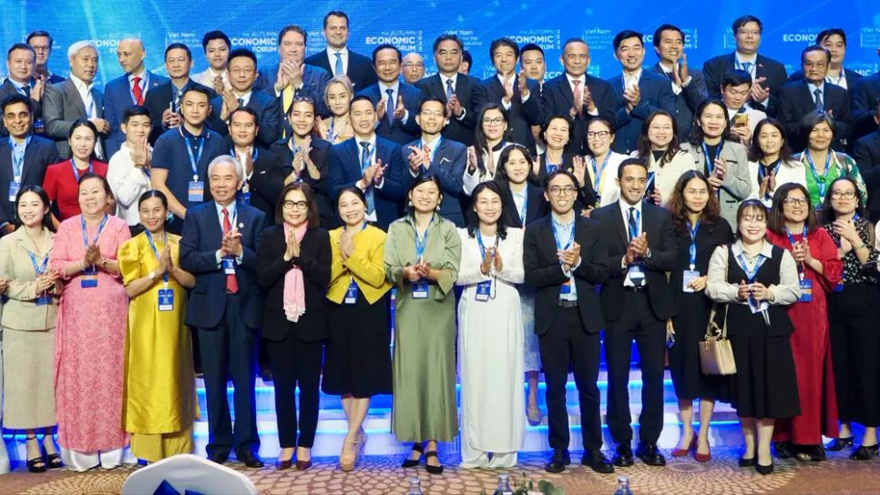 TPHCM sẽ là điểm đến của tri thức, đổi mới và khát vọng TPHCM sẽ là điểm đến của tri thức, đổi mới và khát vọng