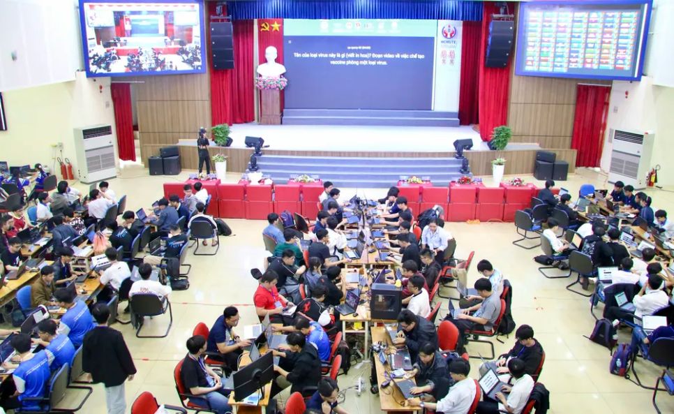 Các đội tham dự hội thi. Ảnh: QUANG HUY