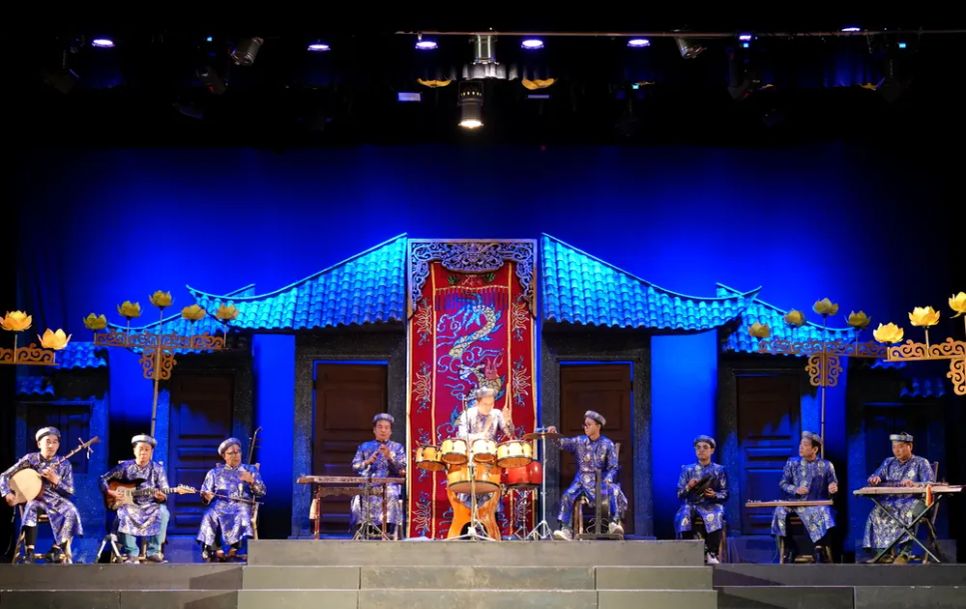 Dàn nhạc Nhà hát Nghệ thuật Hát Bội TPHCM biểu diễn cuốn hút. Ảnh: THÚY BÌNH