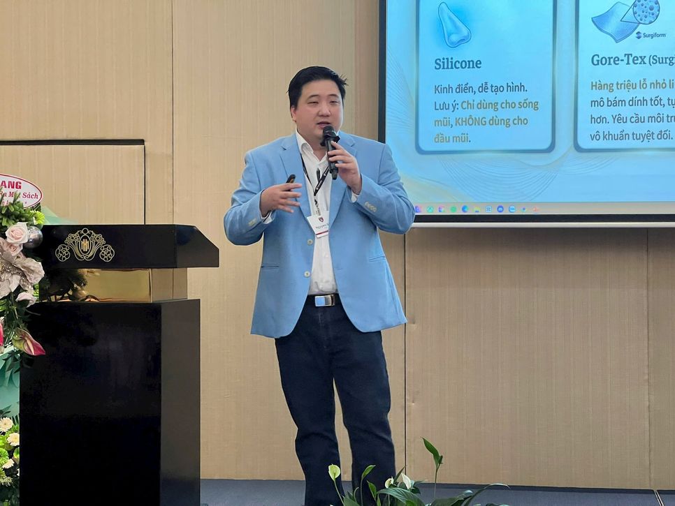 Bác sĩ CK II Trần Nguyên Giáp giới thiệu cuốn sách 