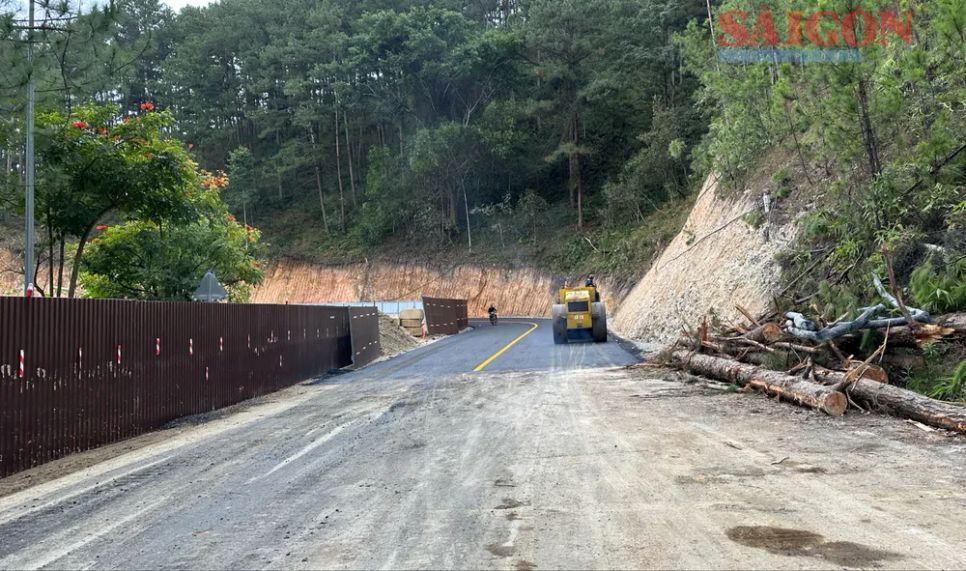 Đèo Mimosa thông tuyến sau hơn 10 ngày gián đoạn Đèo Mimosa thông tuyến sau hơn 10 ngày gián đoạn