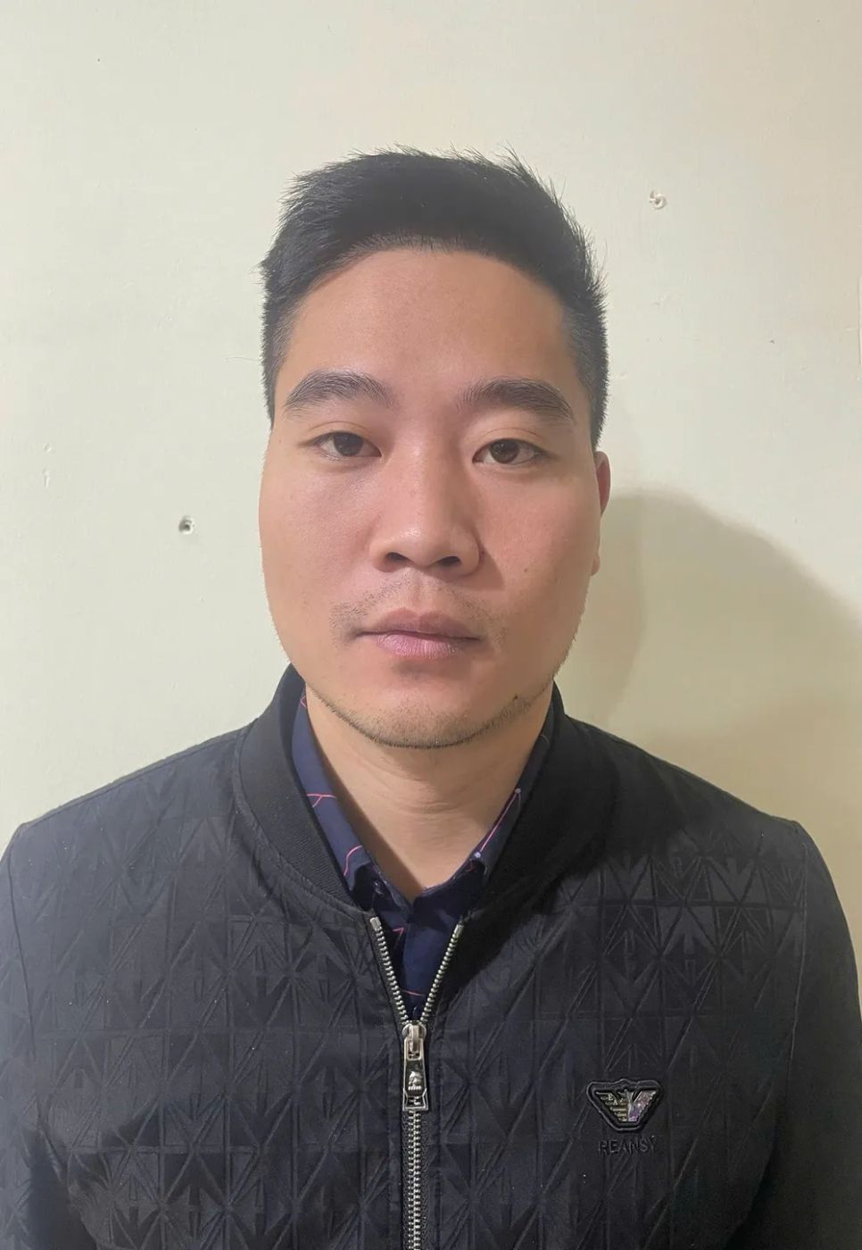 Lưu Đức Khanh tại cơ quan công an. Ảnh: CÔNG AN HÀ NỘI Lưu Đức Khanh tại cơ quan công an. Ảnh: CÔNG AN HÀ NỘI