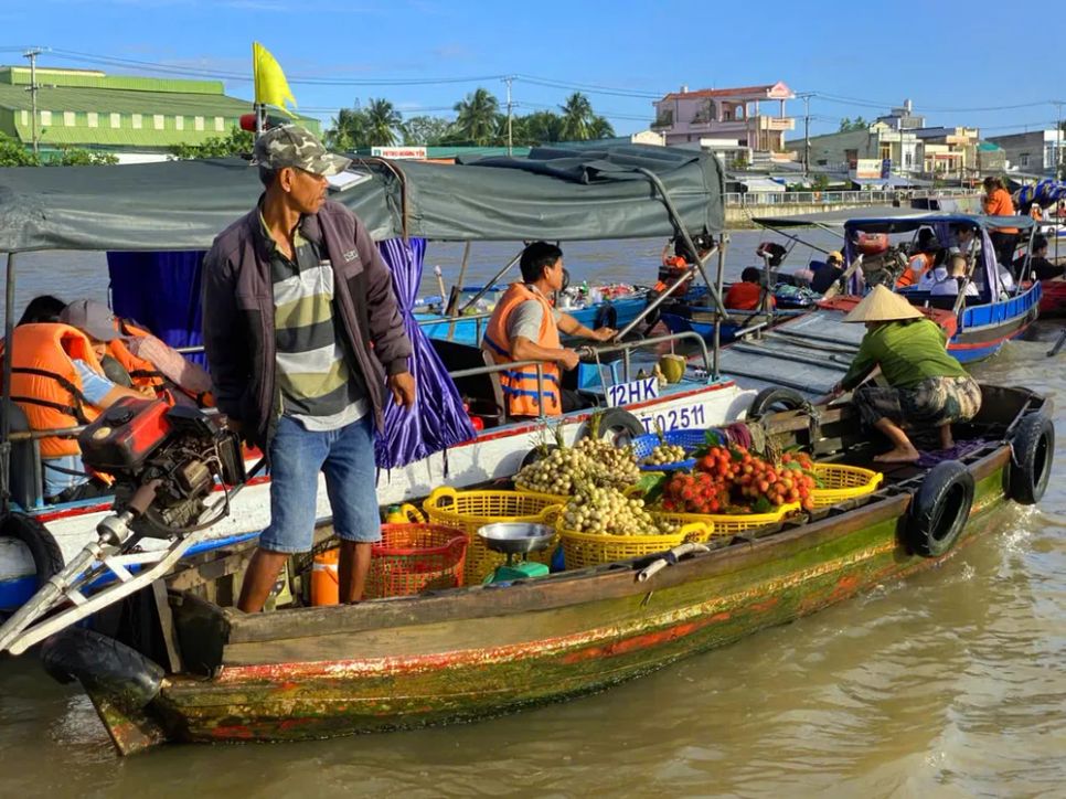 Chợ nổi Cái Răng - một điểm nhấn du lịch sông nước của TP Cần thơ