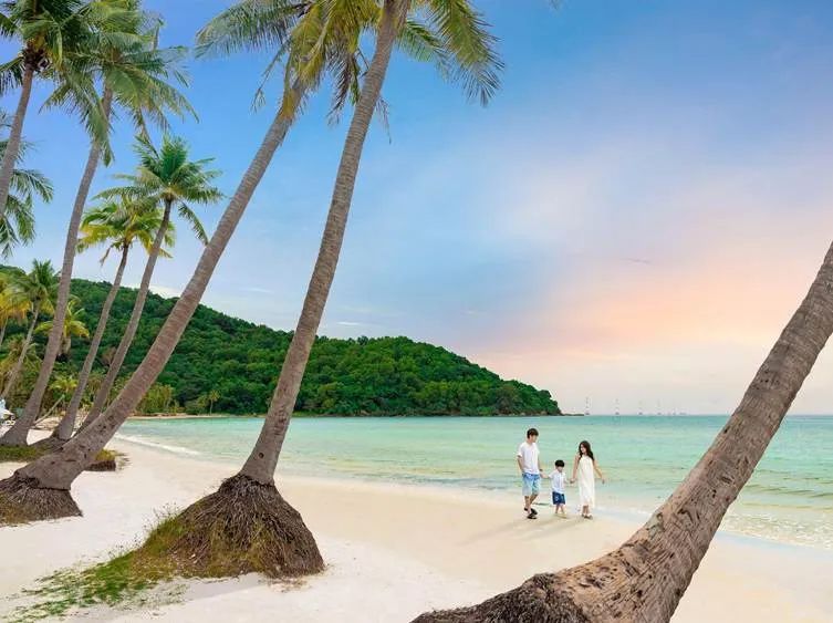 Những tín đồ mê biển chắc chắn sẽ không muốn bỏ lỡ bãi Sao vào mùa đẹp nhất