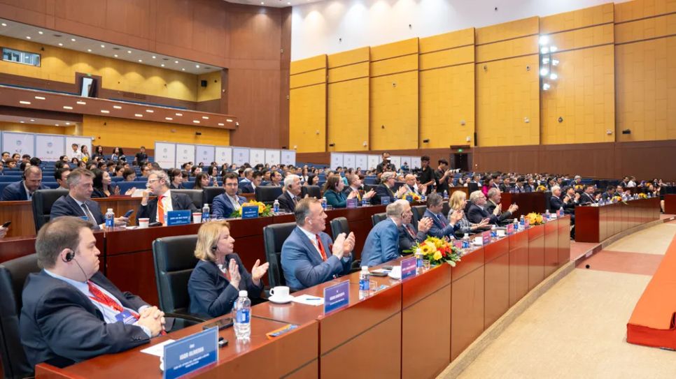 Khai mạc Hội nghị Thượng đỉnh Toàn cầu Diễn đàn Cộng đồng Thông minh 2025 Khai mạc Hội nghị Thượng đỉnh Toàn cầu Diễn đàn Cộng đồng Thông minh 2025