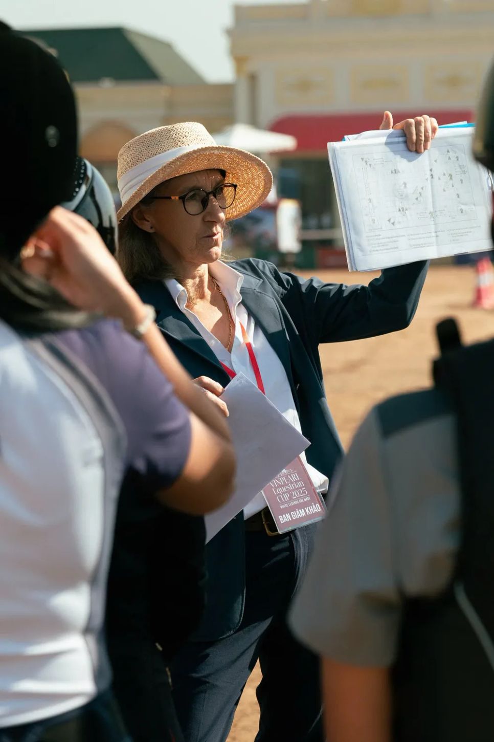 Mãn nhãn đường đua ngựa chuyên nghiệp Mãn nhãn đường đua ngựa chuyên nghiệp