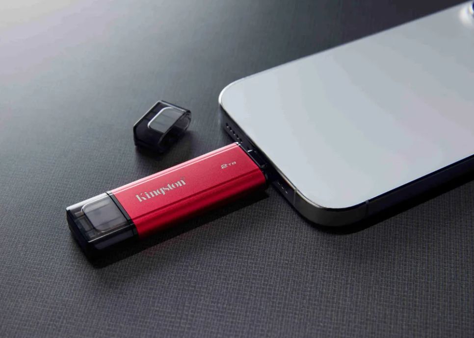 Kingston ra mắt giải pháp lưu trữ SSD di động không dây đầu tiên Kingston ra mắt giải pháp lưu trữ SSD di động không dây đầu tiên