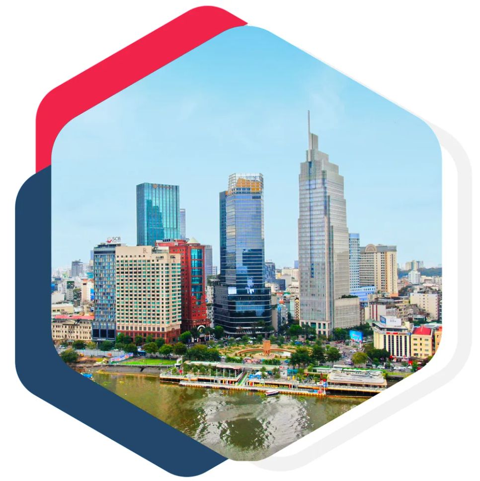 Trung tâm Tài chính TPHCM nhìn từ sông Sài Gòn – hạt nhân được định hướng phát triển thành Trung tâm Tài chính quốc tế trong thời gian tới. Ảnh: HOÀNG HÙNG