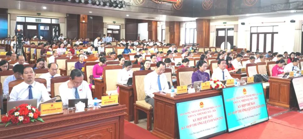 Quang cảnh kỳ họp HĐND TP Cần Thơ ngày 10-12 Quang cảnh kỳ họp HĐND TP Cần Thơ ngày 10-12