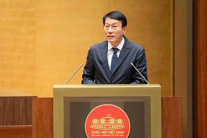 Bộ trưởng Bộ Công an Lương Tam Quang trình bày Báo cáo tiếp thu, giải trình, chỉnh lý và hoàn thiện dự thảo Luật An ninh mạng. Ảnh: Quochoi.vn Bộ trưởng Bộ Công an Lương Tam Quang trình bày Báo cáo tiếp thu, giải trình, chỉnh lý và hoàn thiện dự thảo Luật An ninh mạng. Ảnh: Quochoi.vn